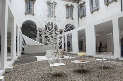 TRECA崔佧\x26 新浪家居法國(guó)藝術(shù)睡眠游學(xué)之旅|游走街頭打開(kāi)米蘭時(shí)尚地圖